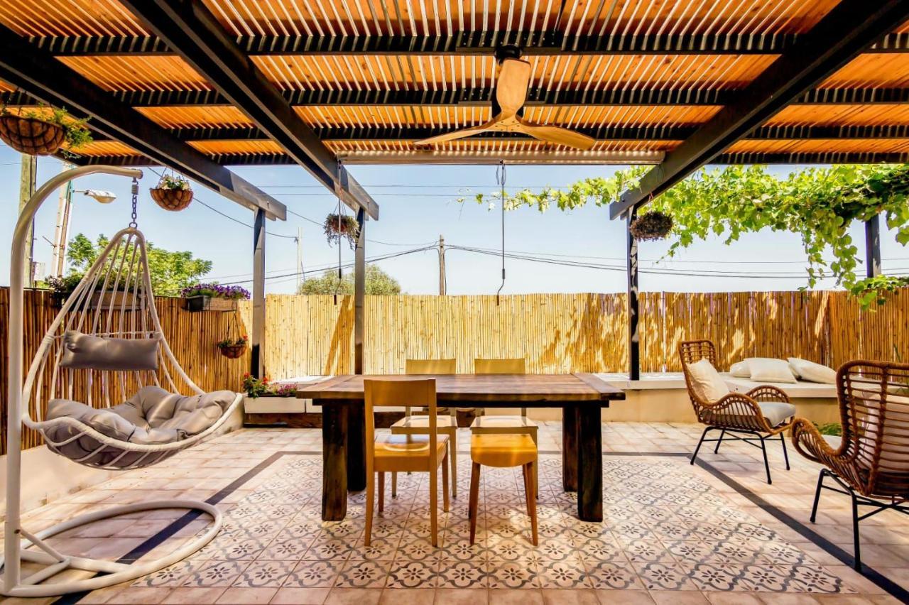 Jabotinsky 37 Bed and Breakfast Zikhron Ya'akov Buitenkant foto
