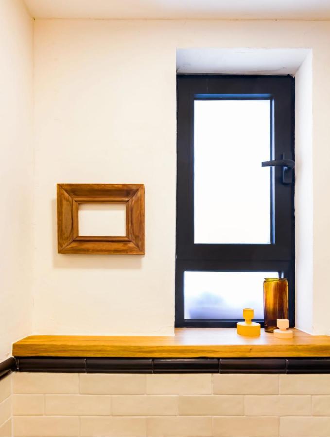 Jabotinsky 37 Bed and Breakfast Zikhron Ya'akov Buitenkant foto